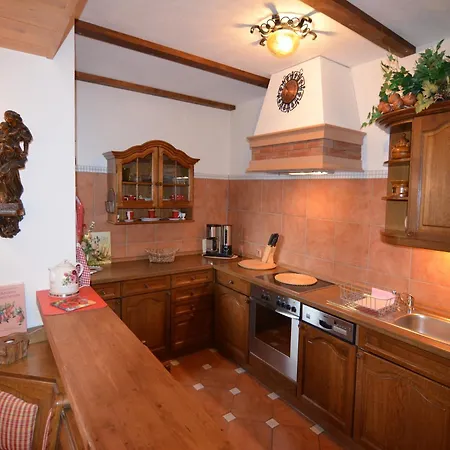 Holiday home Quaint In With Terrace Zeil am Main