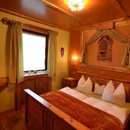 בית נופש Quaint In With Terrace
