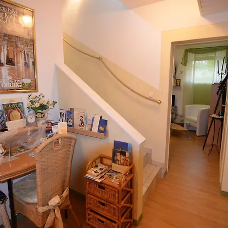 Quaint In With Terrace * Zeil am Main